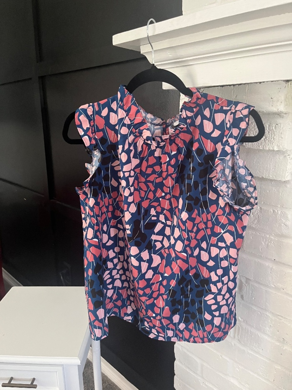 THML:  Blouse - Picture 2 of 5